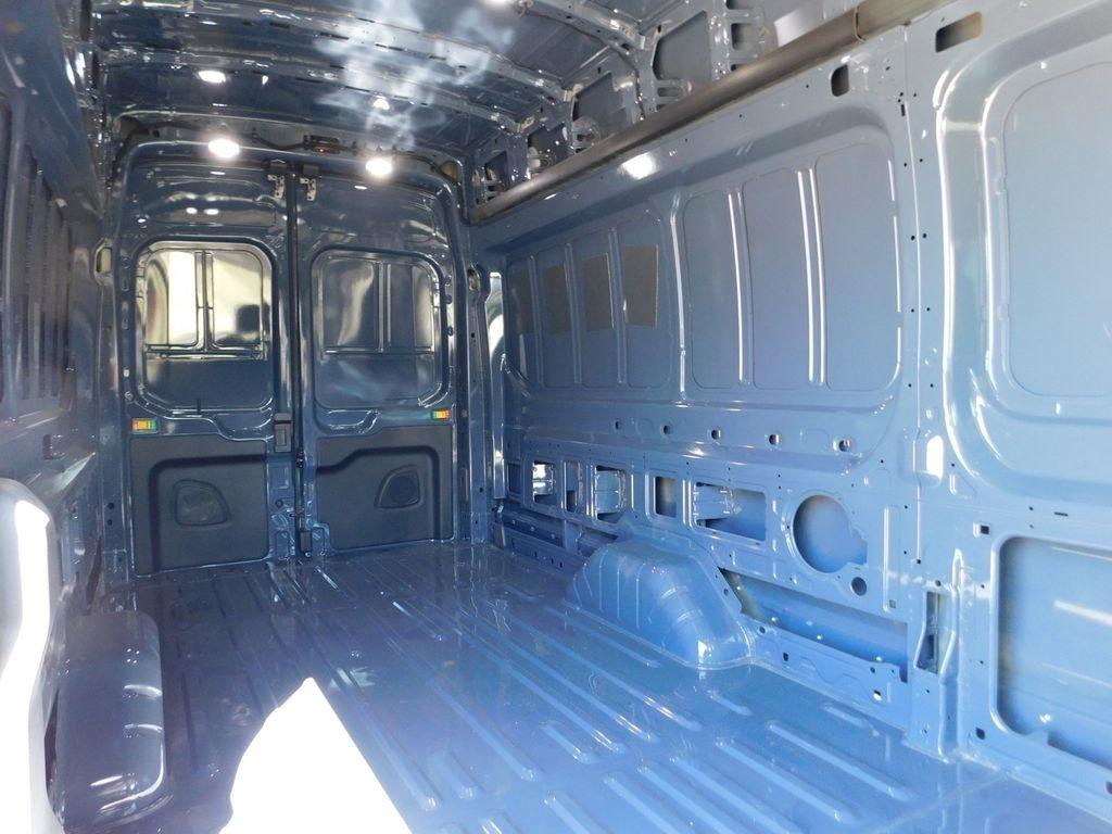 Ford Transit 250 Van High Roof w/Sliding Pass. 148-in. WB EL 2022