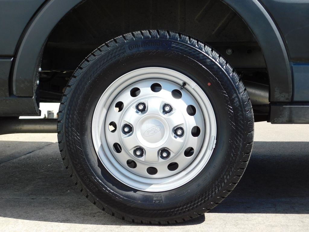 Ford Transit 250 Van High Roof w/Sliding Pass. 148-in. WB EL 2022