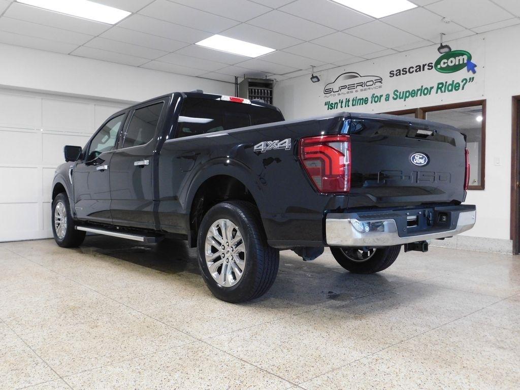Ford F-150 Lariat SuperCrew 4WD 2024