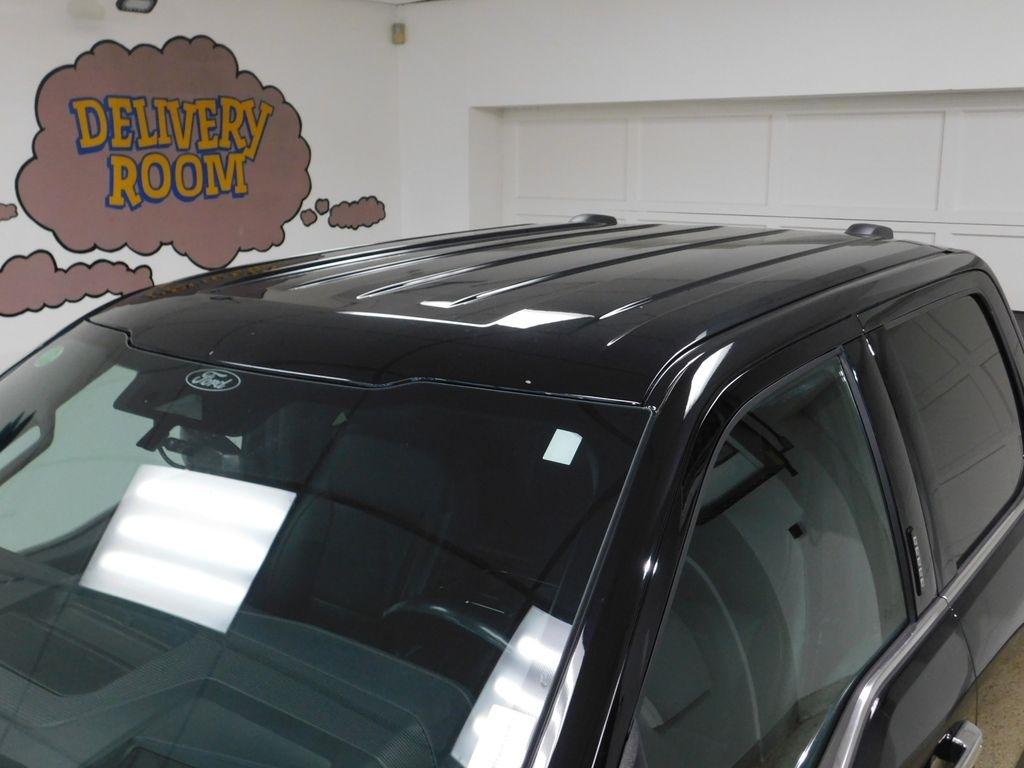 Ford F-150 Lariat SuperCrew 4WD 2024