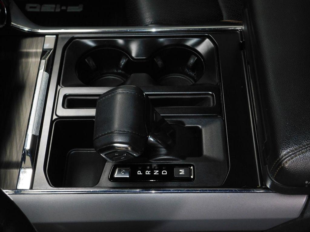 Ford F-150 Lariat SuperCrew 4WD 2024