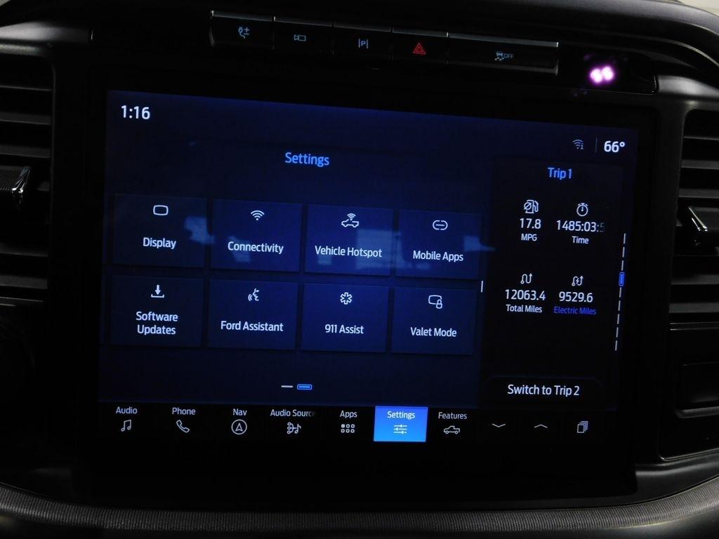 Ford F-150 Lariat SuperCrew 4WD 2024