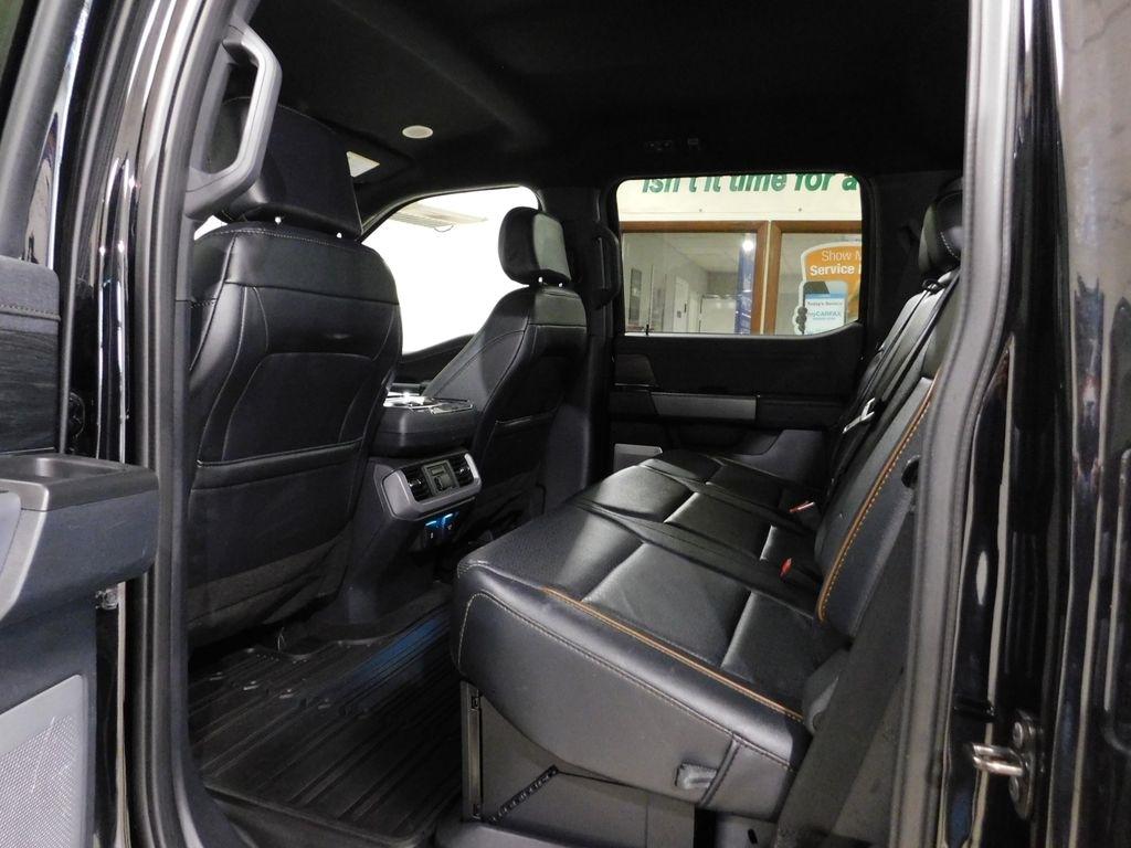 Ford F-150 Lariat SuperCrew 4WD 2024