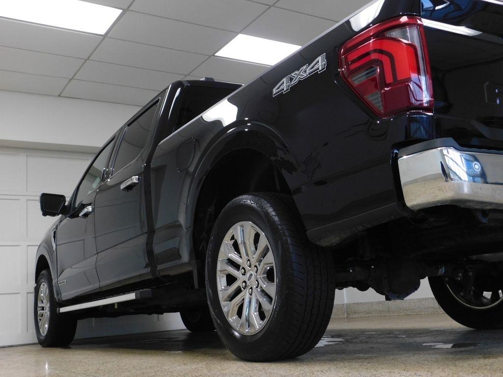Ford F-150 Lariat SuperCrew 4WD 2024