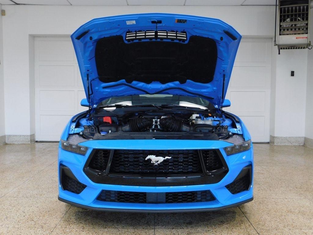 Ford Mustang GT Coupe 2025