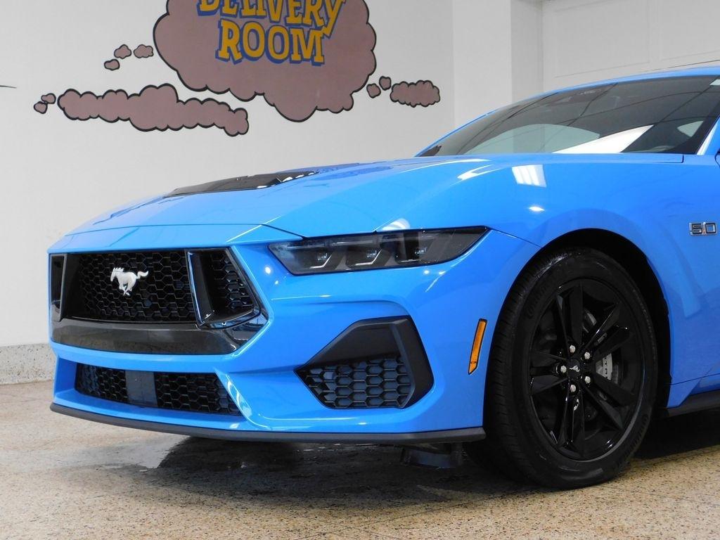 Ford Mustang GT Coupe 2025