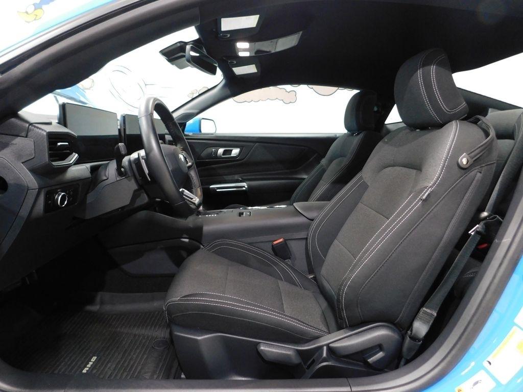 Ford Mustang GT Coupe 2025