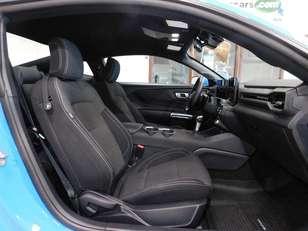 Ford Mustang GT Coupe 2025