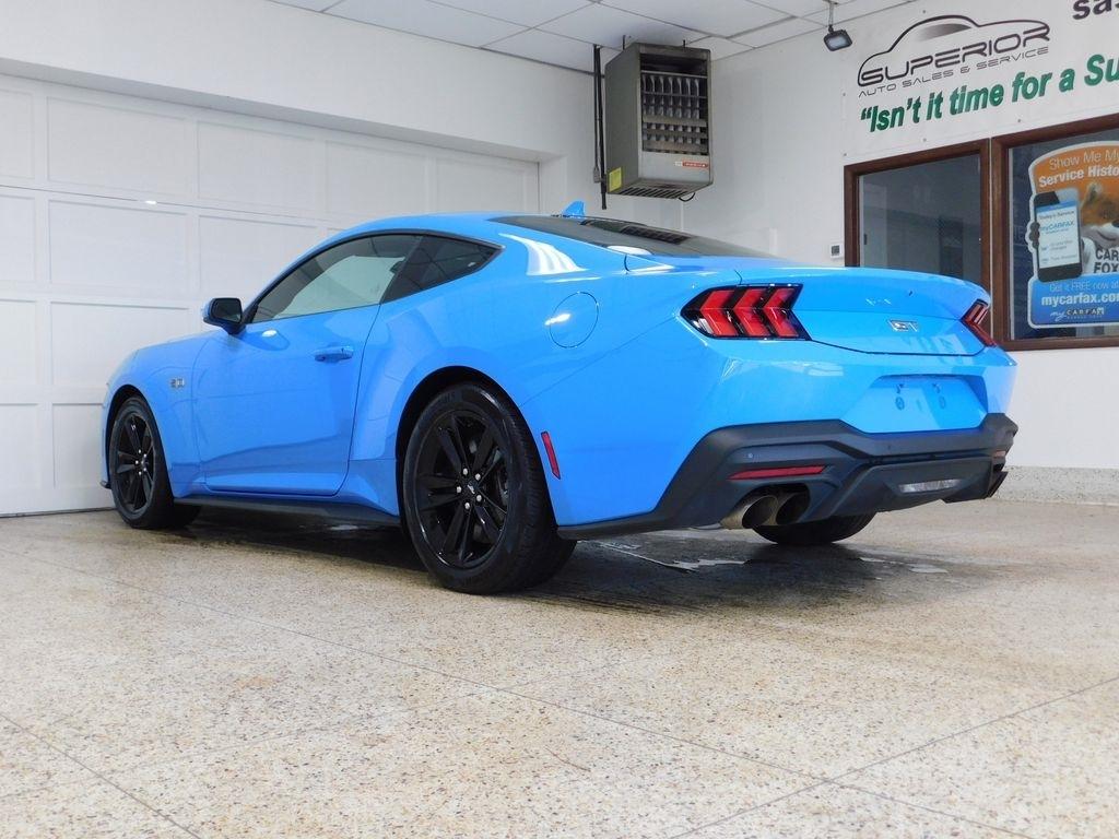 Ford Mustang GT Coupe 2025
