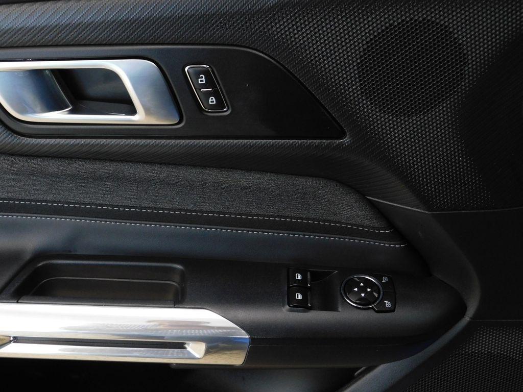 Ford Mustang GT Coupe 2025