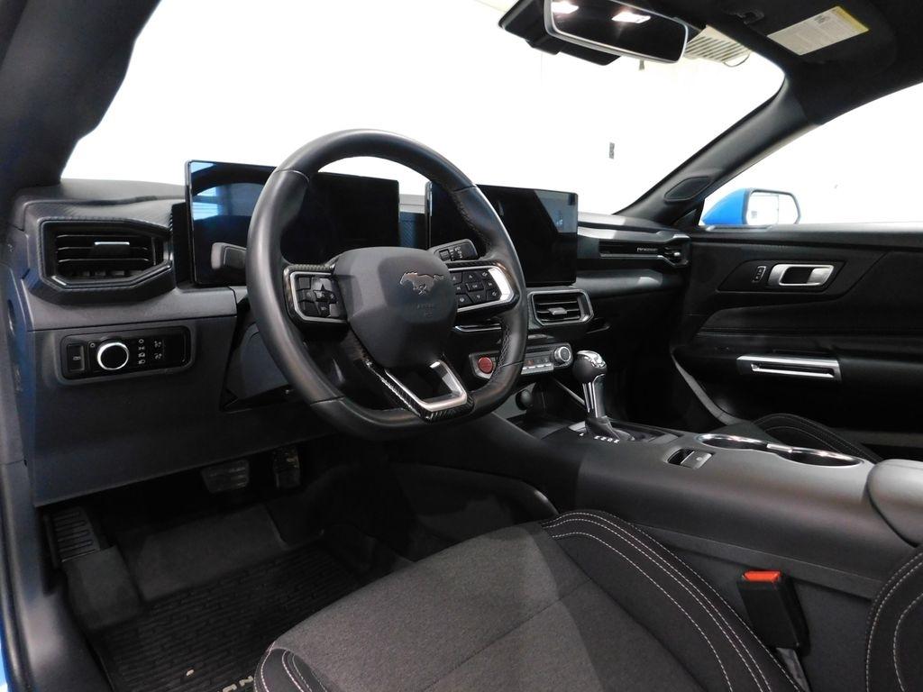 Ford Mustang GT Coupe 2025