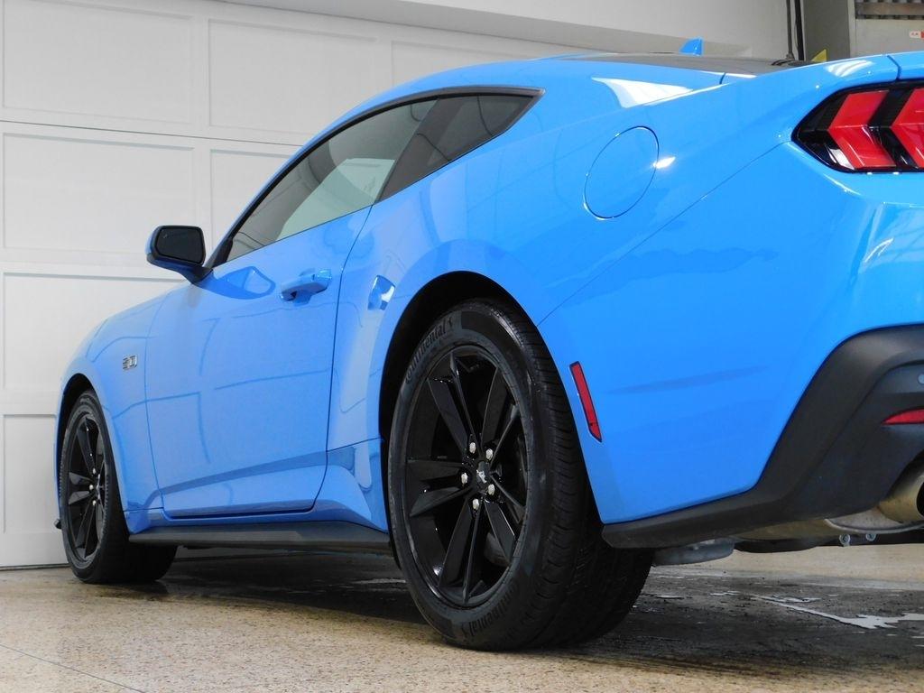 Ford Mustang GT Coupe 2025