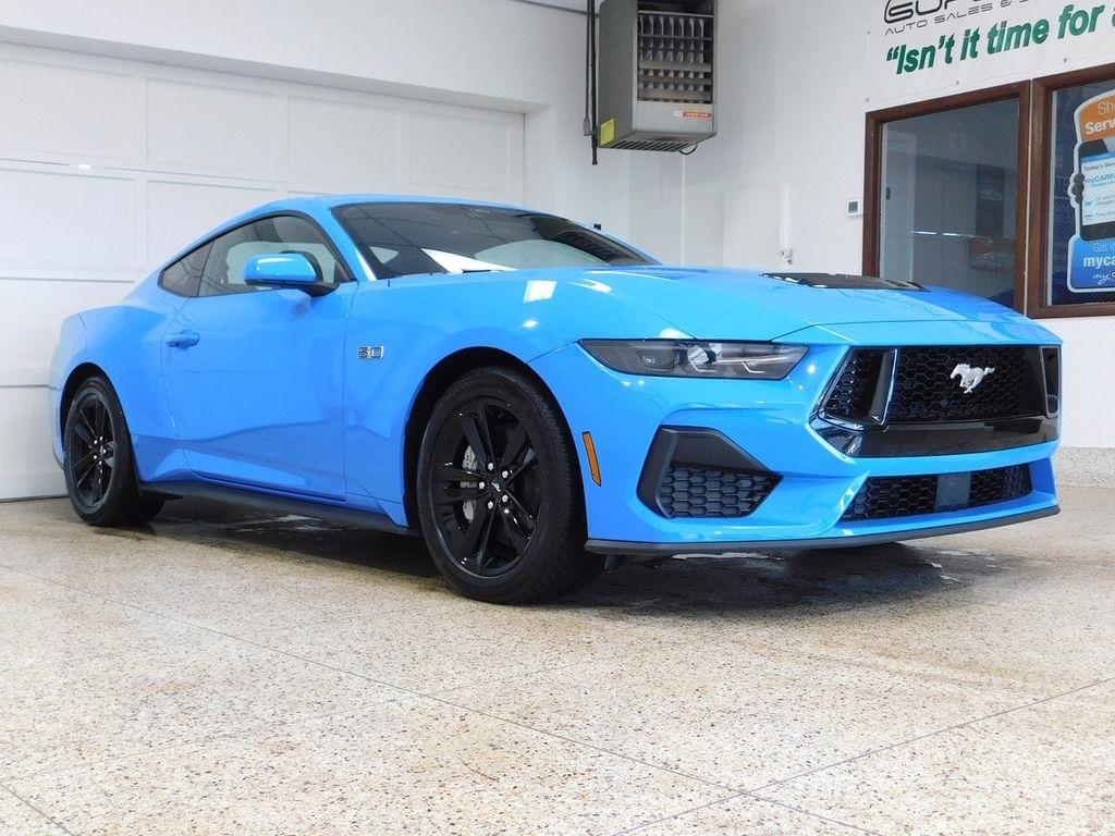 Ford Mustang GT Coupe 2025