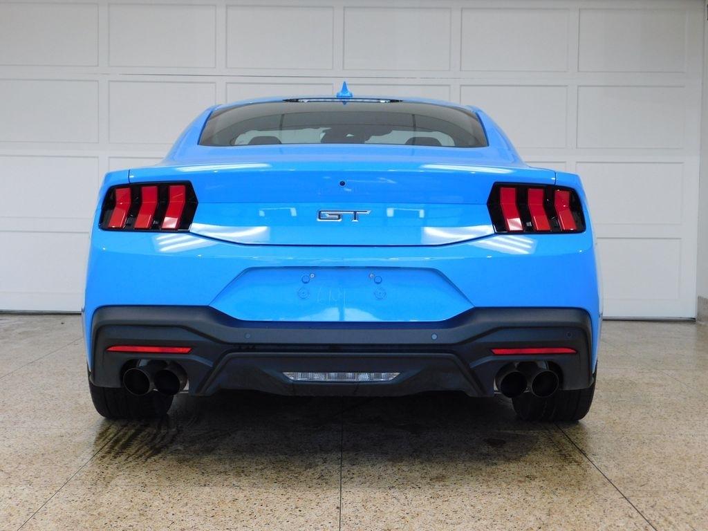 Ford Mustang GT Coupe 2025