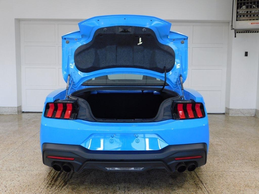 Ford Mustang GT Coupe 2025