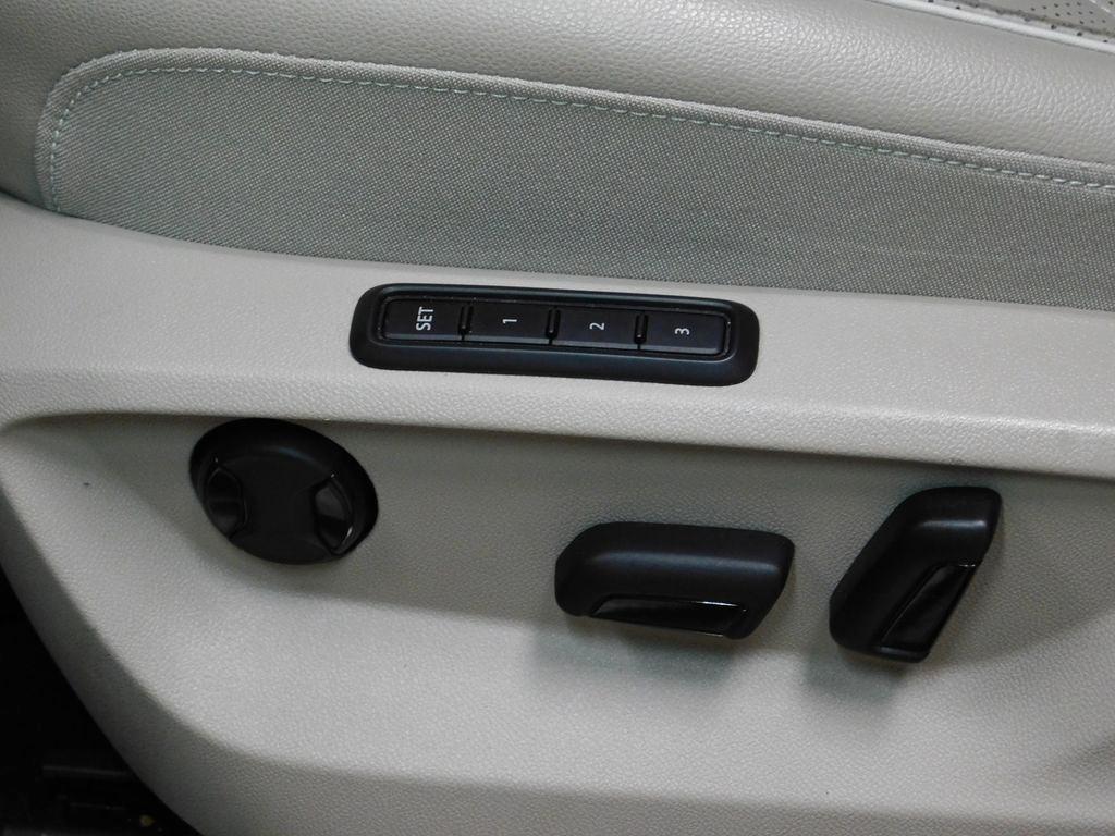 Volkswagen Atlas SEL Premium R-Line 4MOTION 2024
