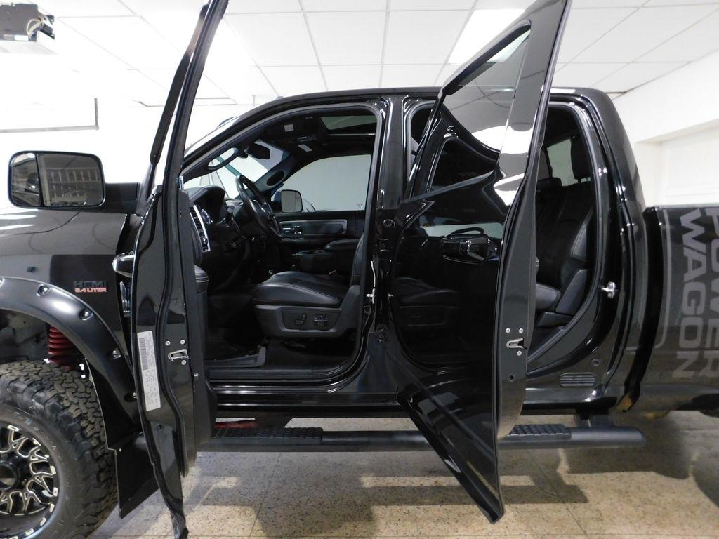 RAM 2500 Power Wagon Crew Cab SWB 4WD 2018