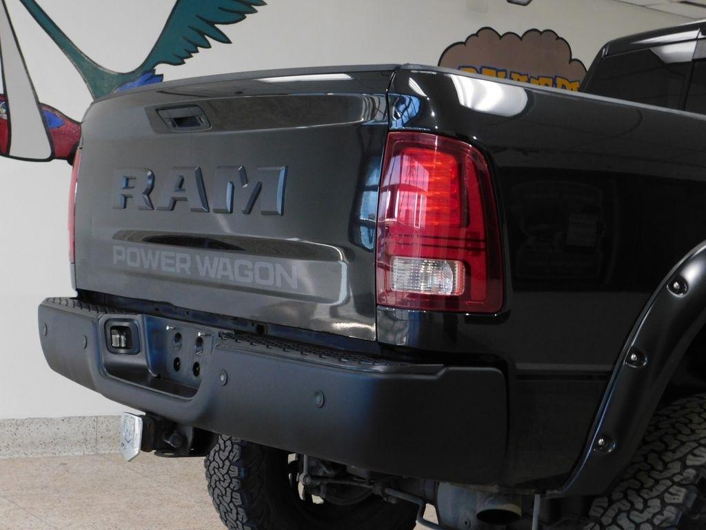 RAM 2500 Power Wagon Crew Cab SWB 4WD 2018
