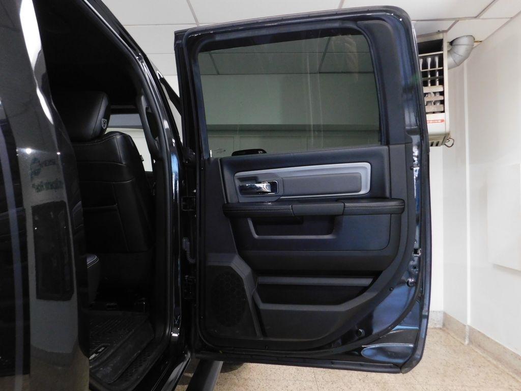 RAM 2500 Power Wagon Crew Cab SWB 4WD 2018