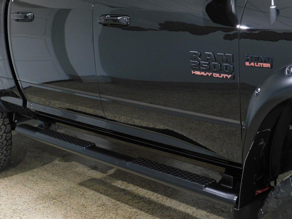 RAM 2500 Power Wagon Crew Cab SWB 4WD 2018