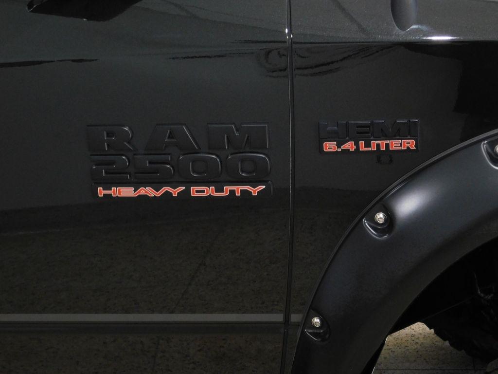 RAM 2500 Power Wagon Crew Cab SWB 4WD 2018