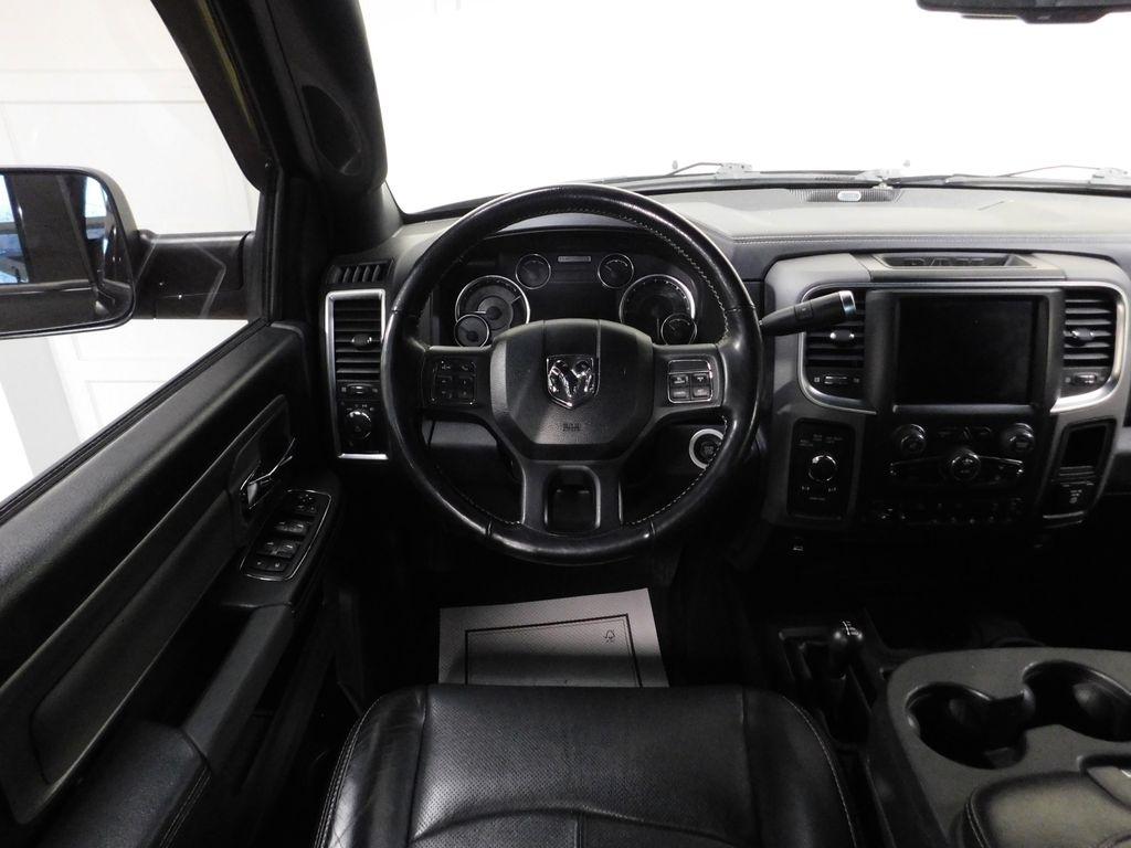 RAM 2500 Power Wagon Crew Cab SWB 4WD 2018