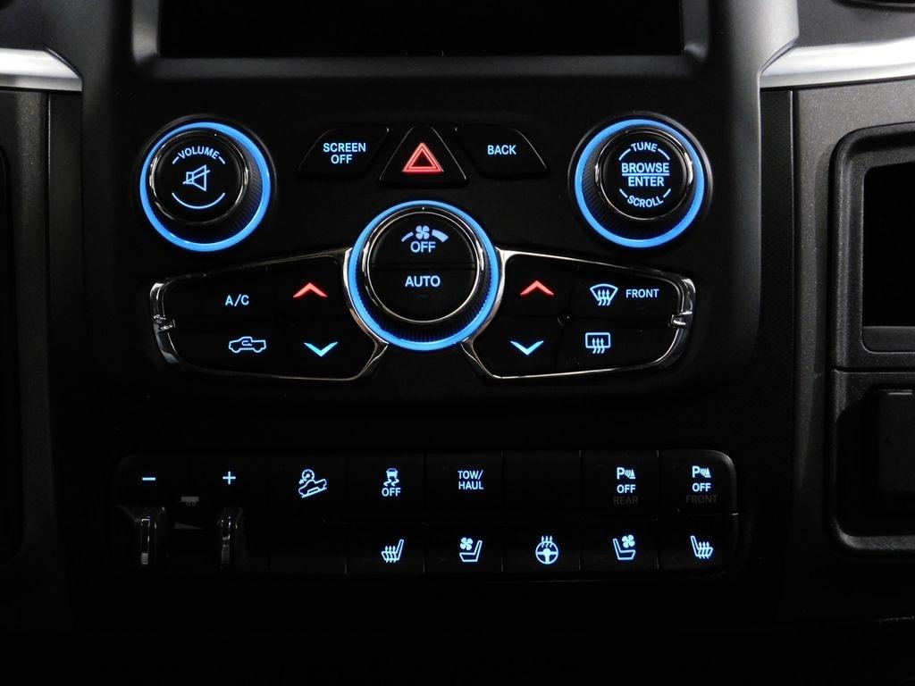 RAM 2500 Power Wagon Crew Cab SWB 4WD 2018