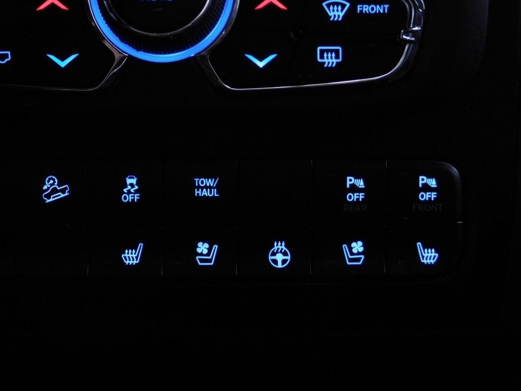 RAM 2500 Power Wagon Crew Cab SWB 4WD 2018