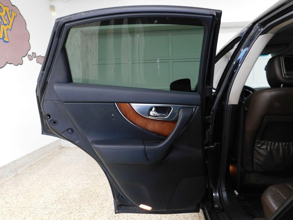 Infiniti FX FX35 AWD 2010
