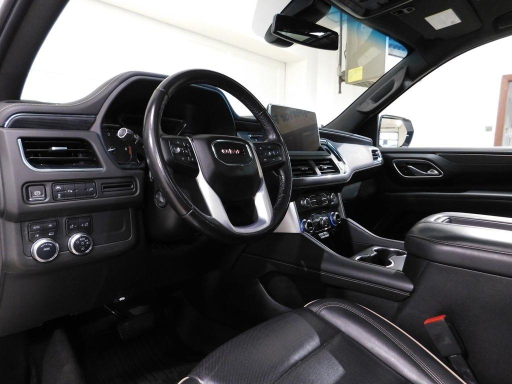 GMC Yukon XL SLT 4WD 2021