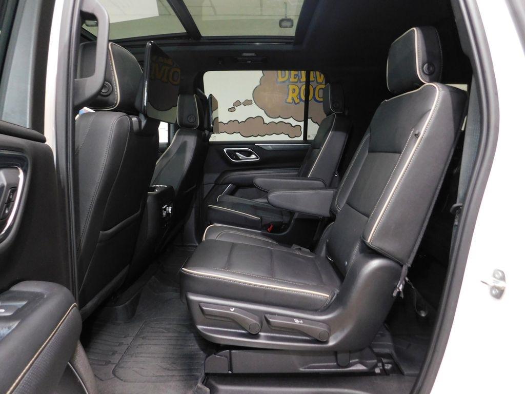 GMC Yukon XL SLT 4WD 2021