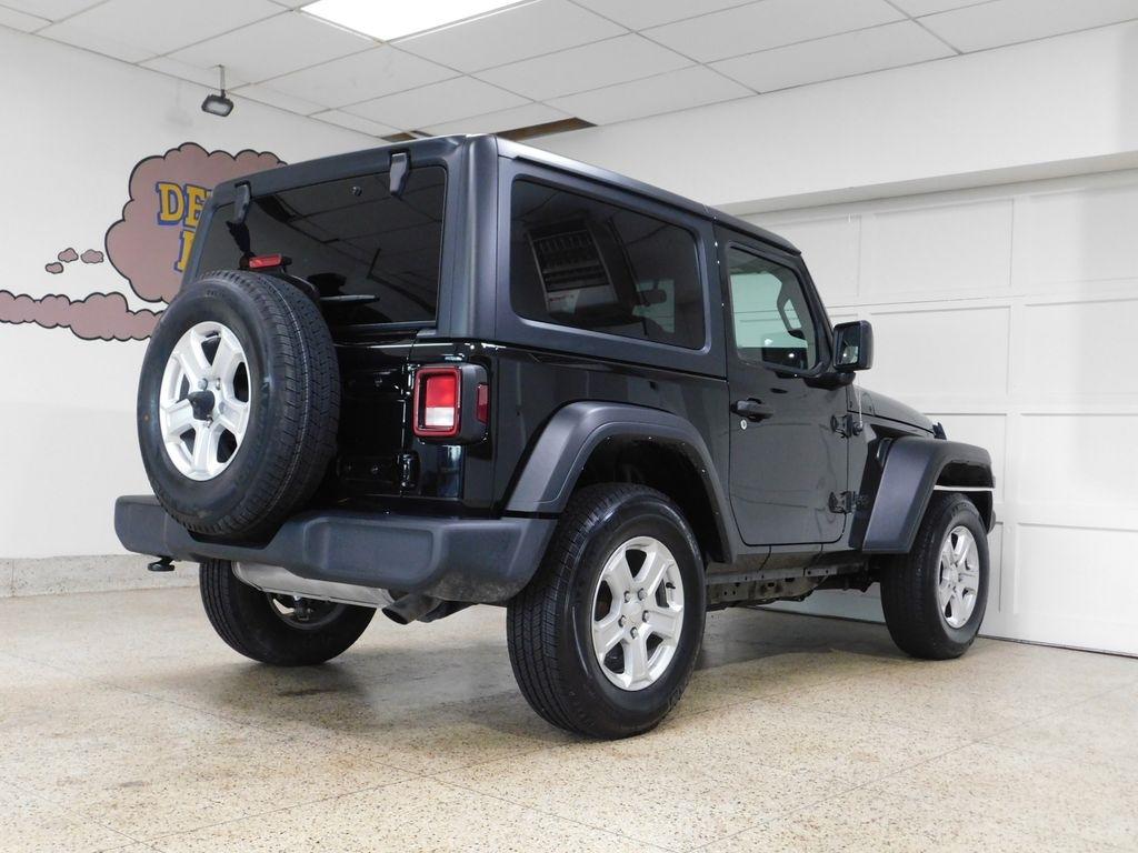 Jeep Wrangler Sport 2021