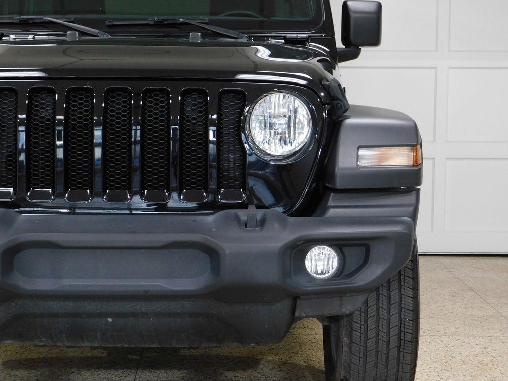 Jeep Wrangler Sport 2021