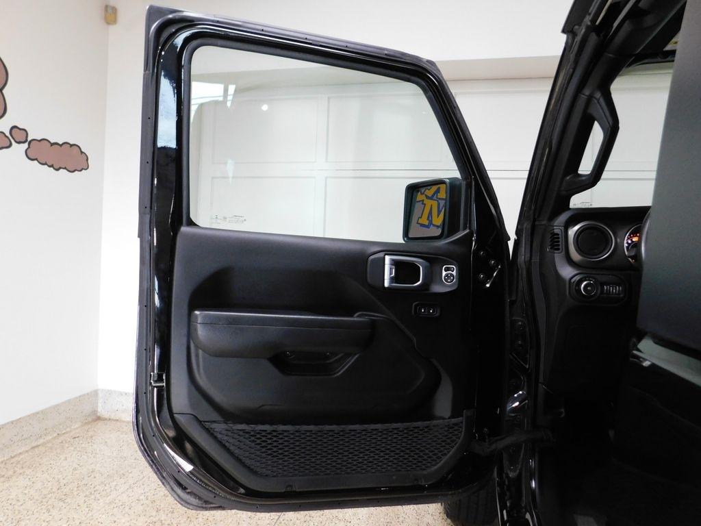 Jeep Wrangler Sport 2021