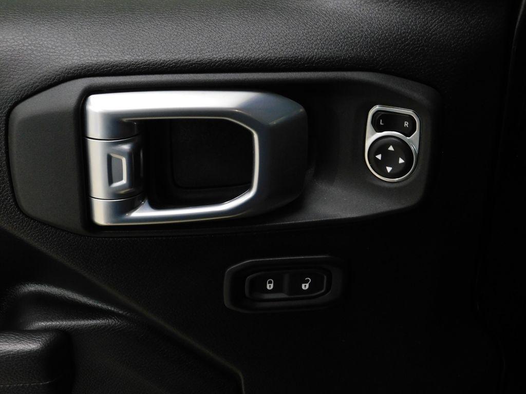 Jeep Wrangler Sport 2021