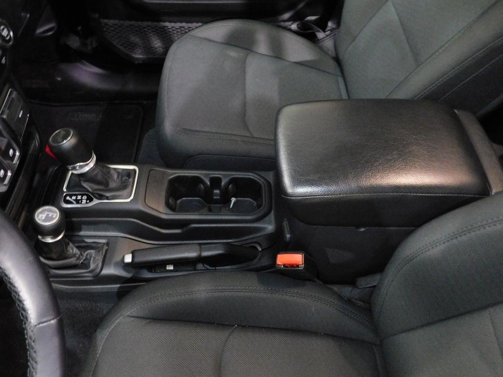 Jeep Wrangler Sport 2021