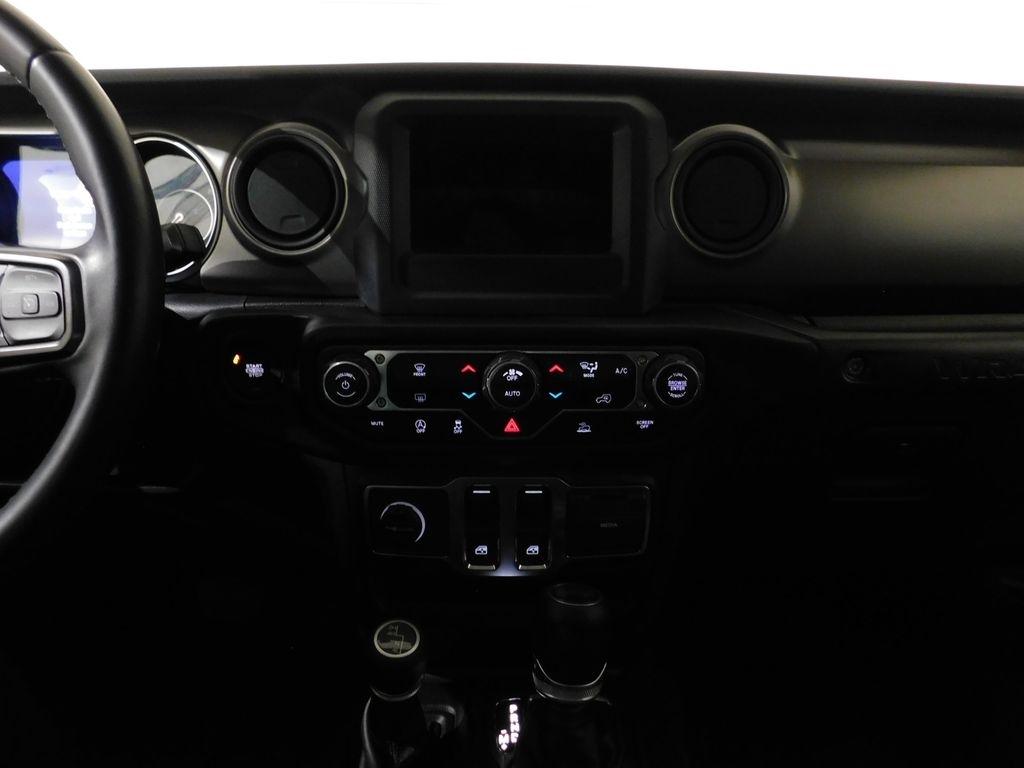 Jeep Wrangler Sport 2021