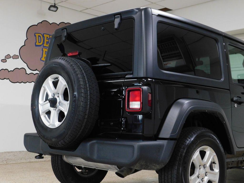 Jeep Wrangler Sport 2021