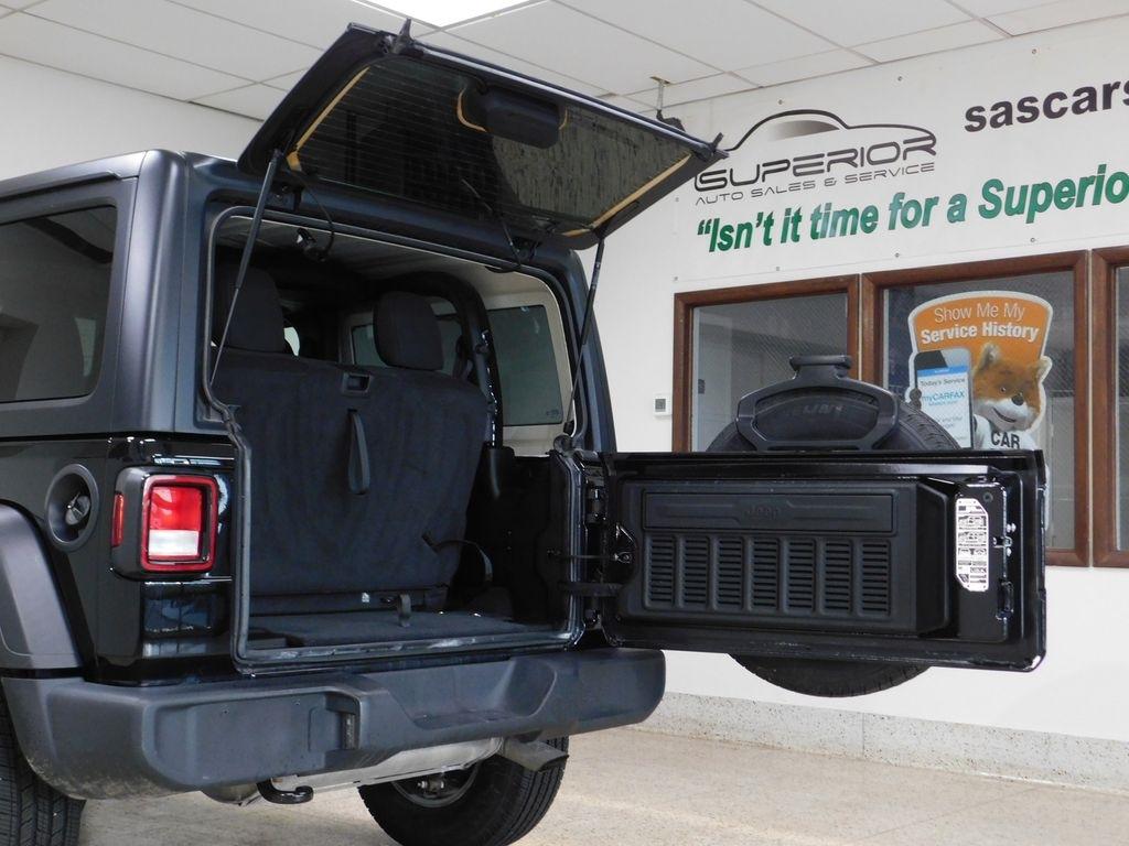 Jeep Wrangler Sport 2021