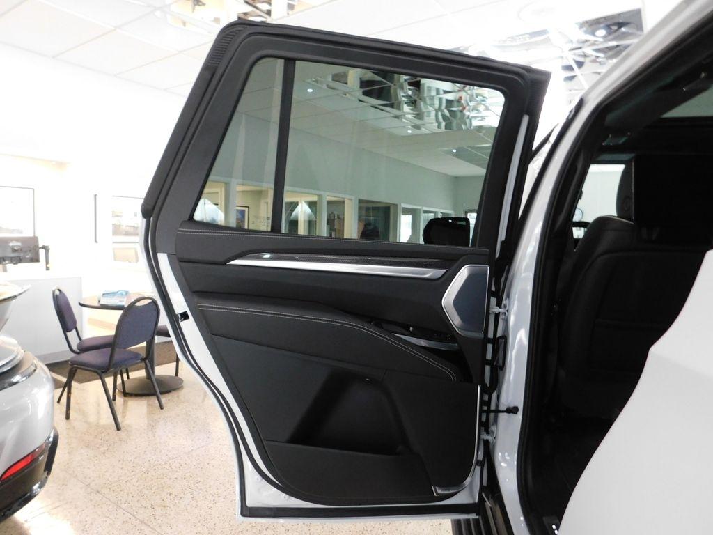 Cadillac Escalade V 4WD 2026