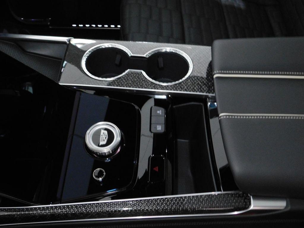 Cadillac Escalade V 4WD 2026