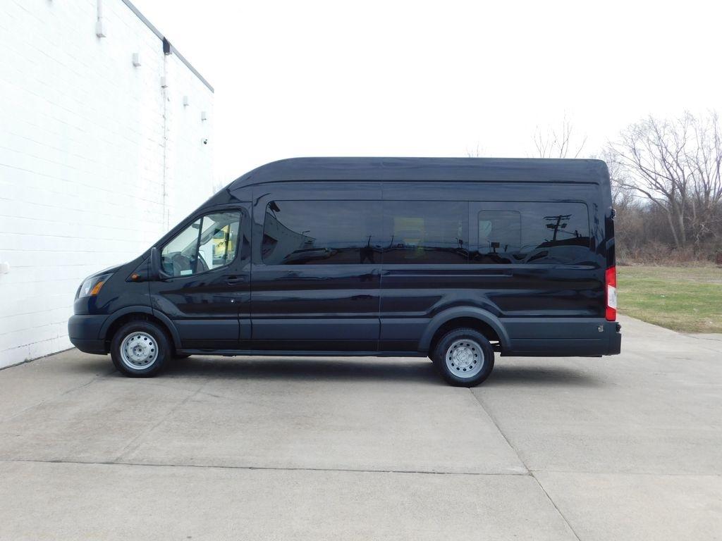 Ford Transit 350 Wagon HD High Roof XL Sliding Pass. 148 WB EL 2018