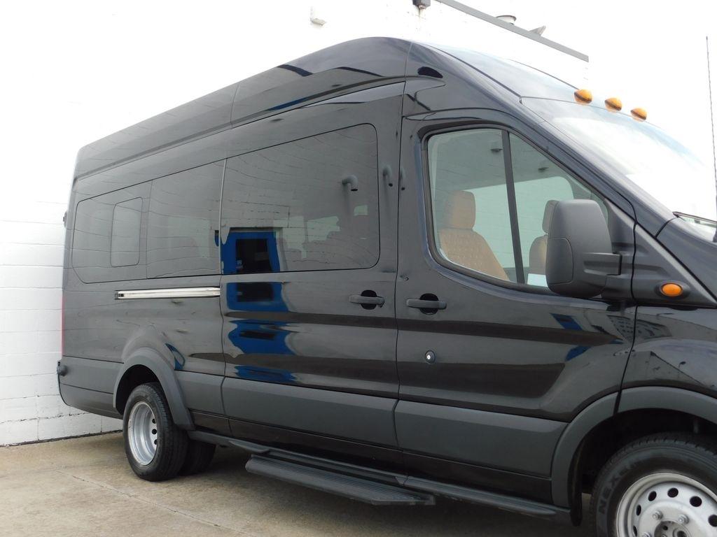 Ford Transit 350 Wagon HD High Roof XL Sliding Pass. 148 WB EL 2018