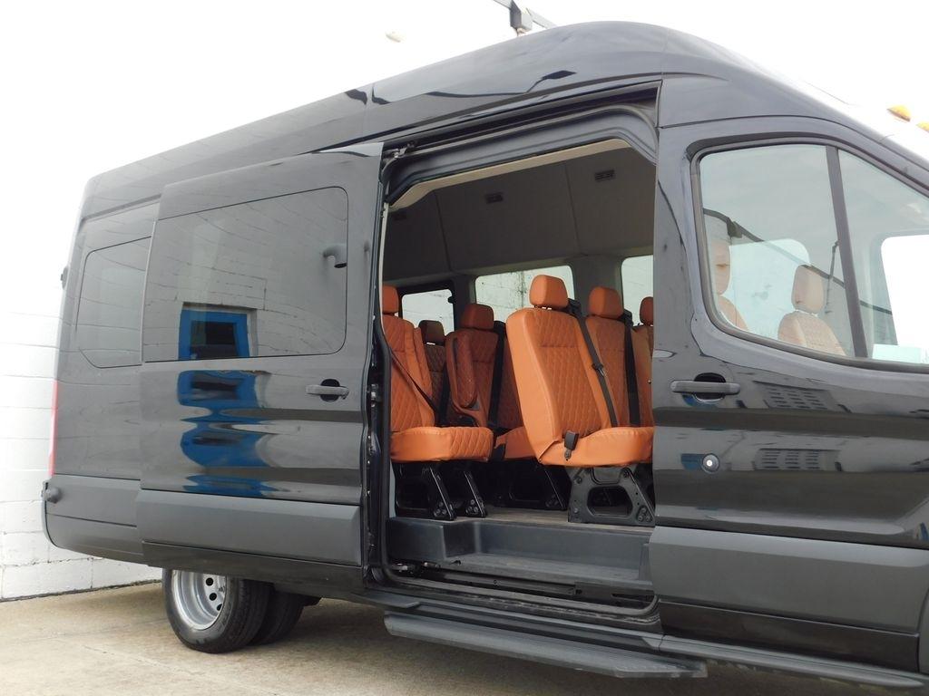 Ford Transit 350 Wagon HD High Roof XL Sliding Pass. 148 WB EL 2018