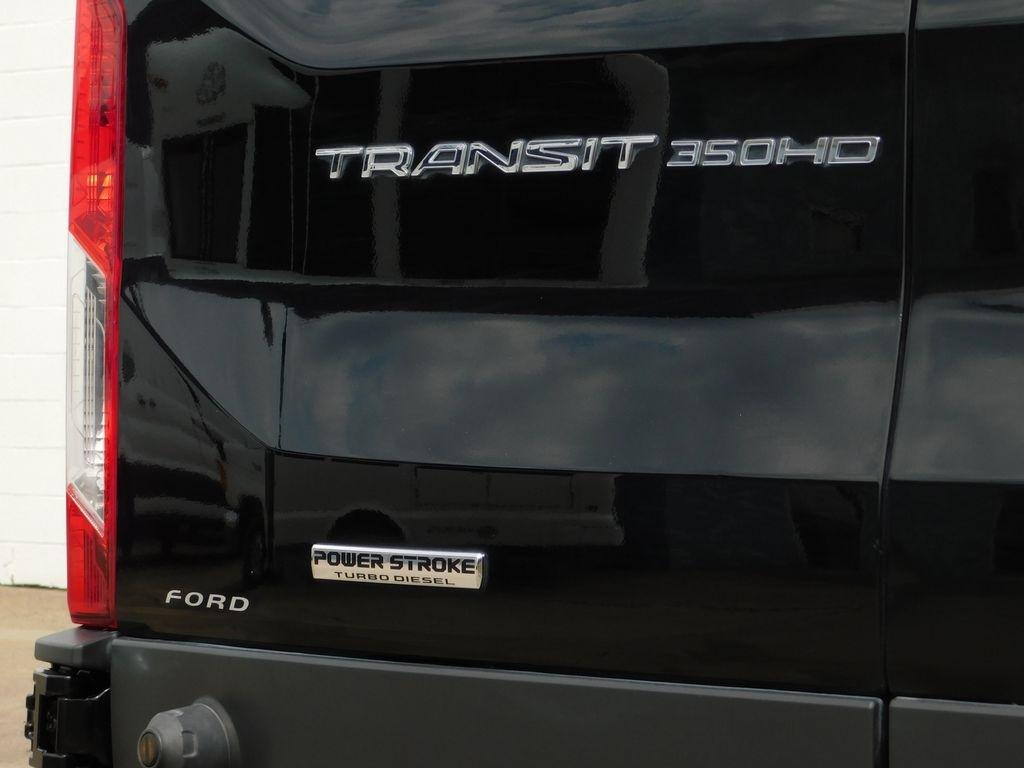 Ford Transit 350 Wagon HD High Roof XL Sliding Pass. 148 WB EL 2018