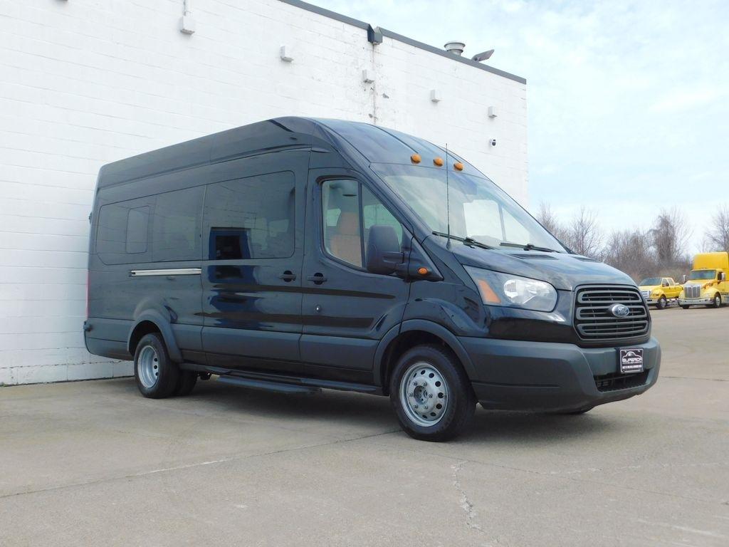 Ford Transit 350 Wagon HD High Roof XL Sliding Pass. 148 WB EL 2018