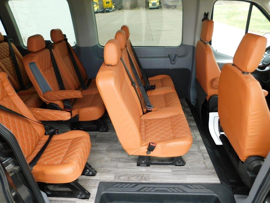 Ford Transit 350 Wagon HD High Roof XL Sliding Pass. 148 WB EL 2018