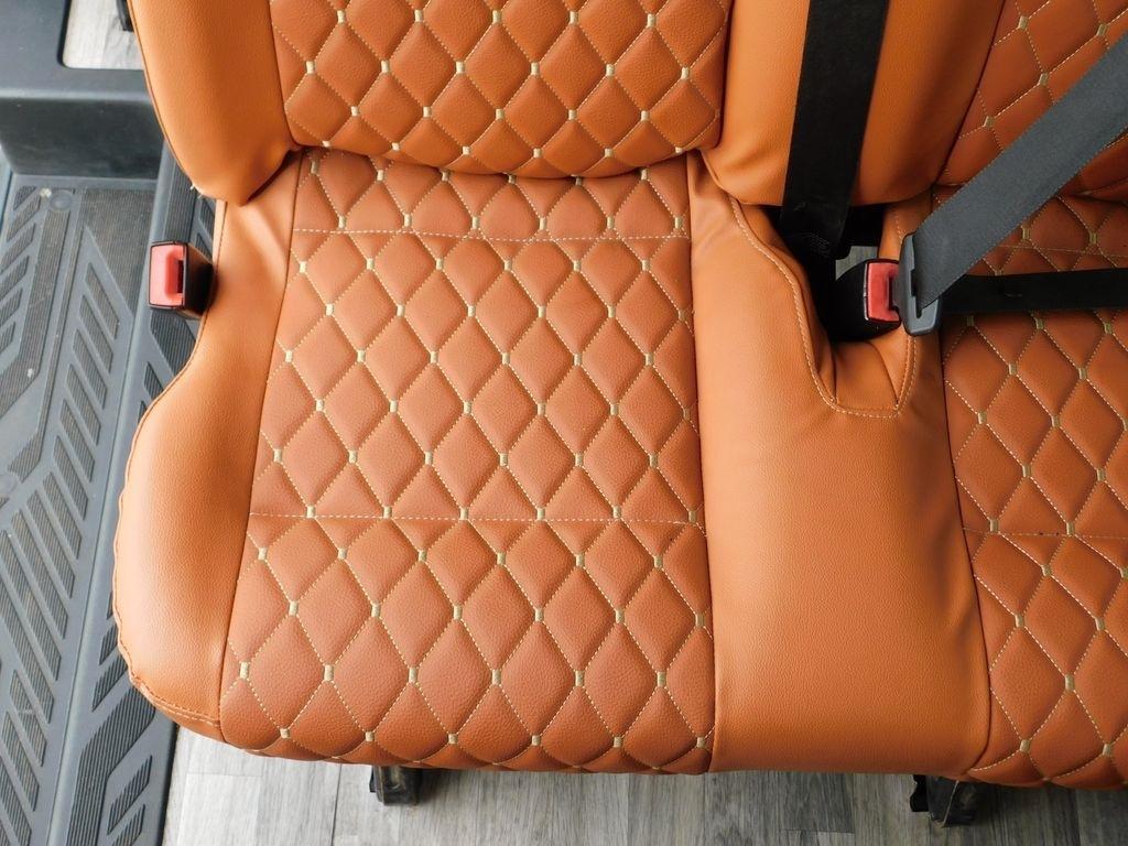 Ford Transit 350 Wagon HD High Roof XL Sliding Pass. 148 WB EL 2018