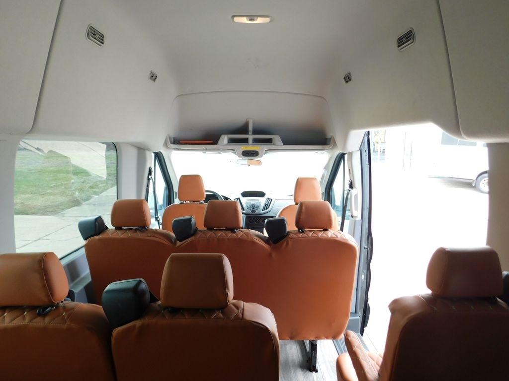 Ford Transit 350 Wagon HD High Roof XL Sliding Pass. 148 WB EL 2018