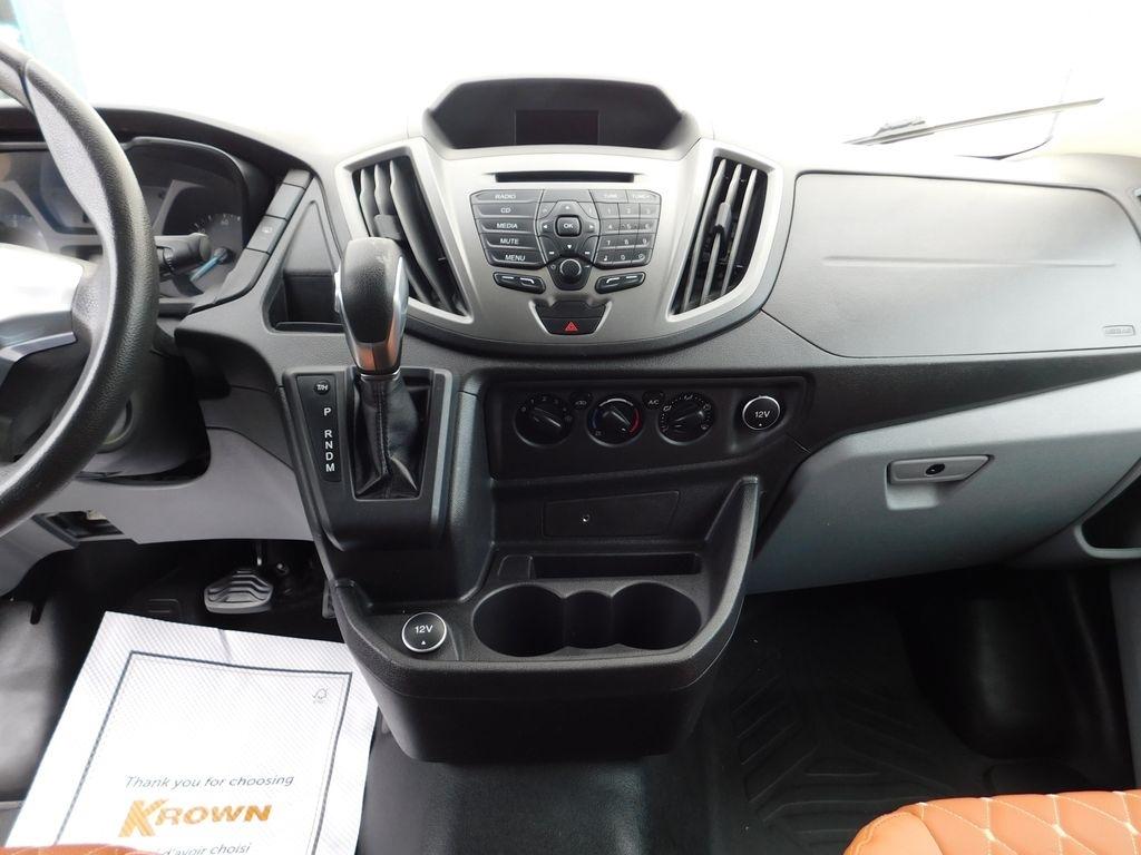 Ford Transit 350 Wagon HD High Roof XL Sliding Pass. 148 WB EL 2018